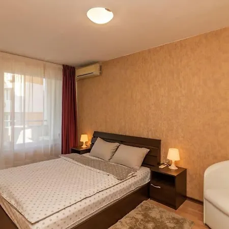 Niko's 2 Bedroom *