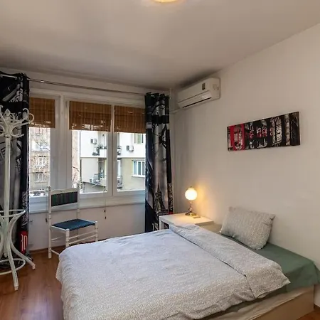 Niko's 2 Bedroom Apartmán *