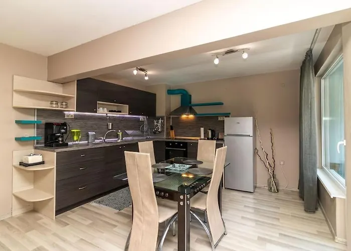 Niko's 2 Bedroom アパート *