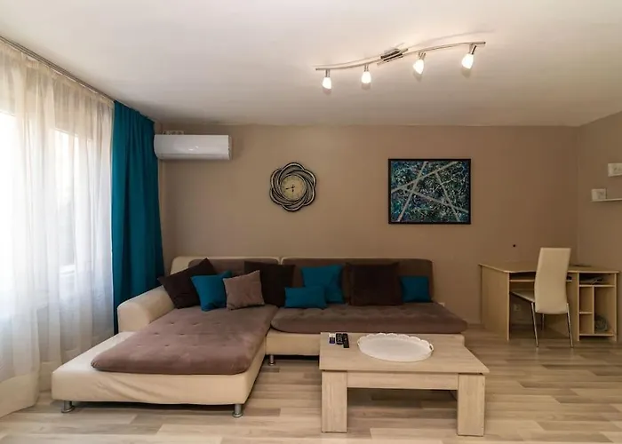 Niko's 2 Bedroom Appartamento