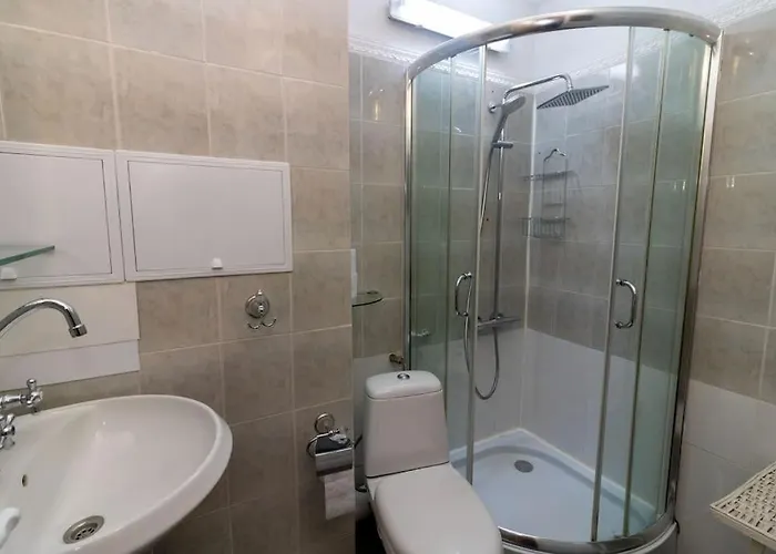 Niko's 2 Bedroom * Sofia